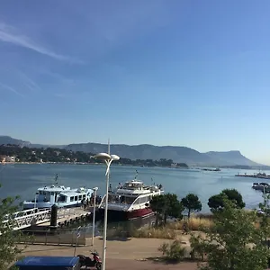 studio-bord-de-mer.fr-provencehotel.com/
